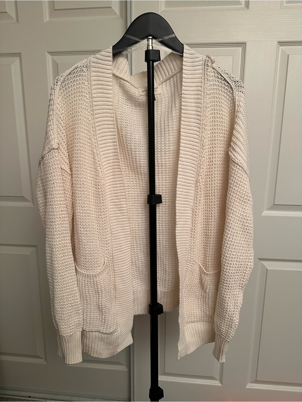 Universal Thread Cream Open-Front Knit Cardigan size Small